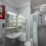 Отель Imperial 4*