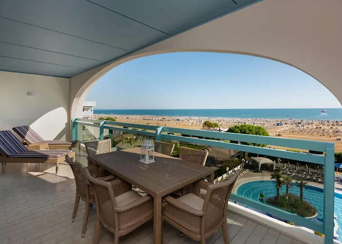 Imperial 4* 比比翁